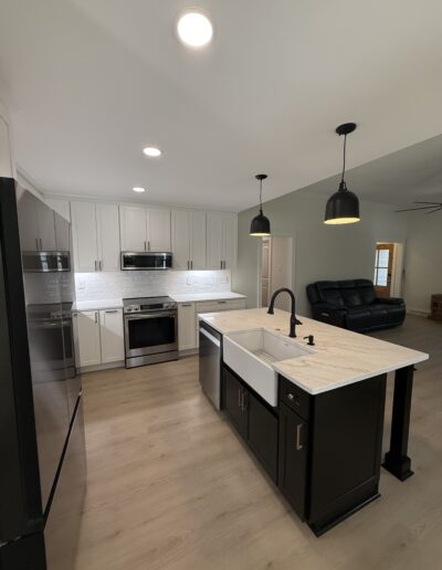a kitchen remodeled by S&M Carolina Construction